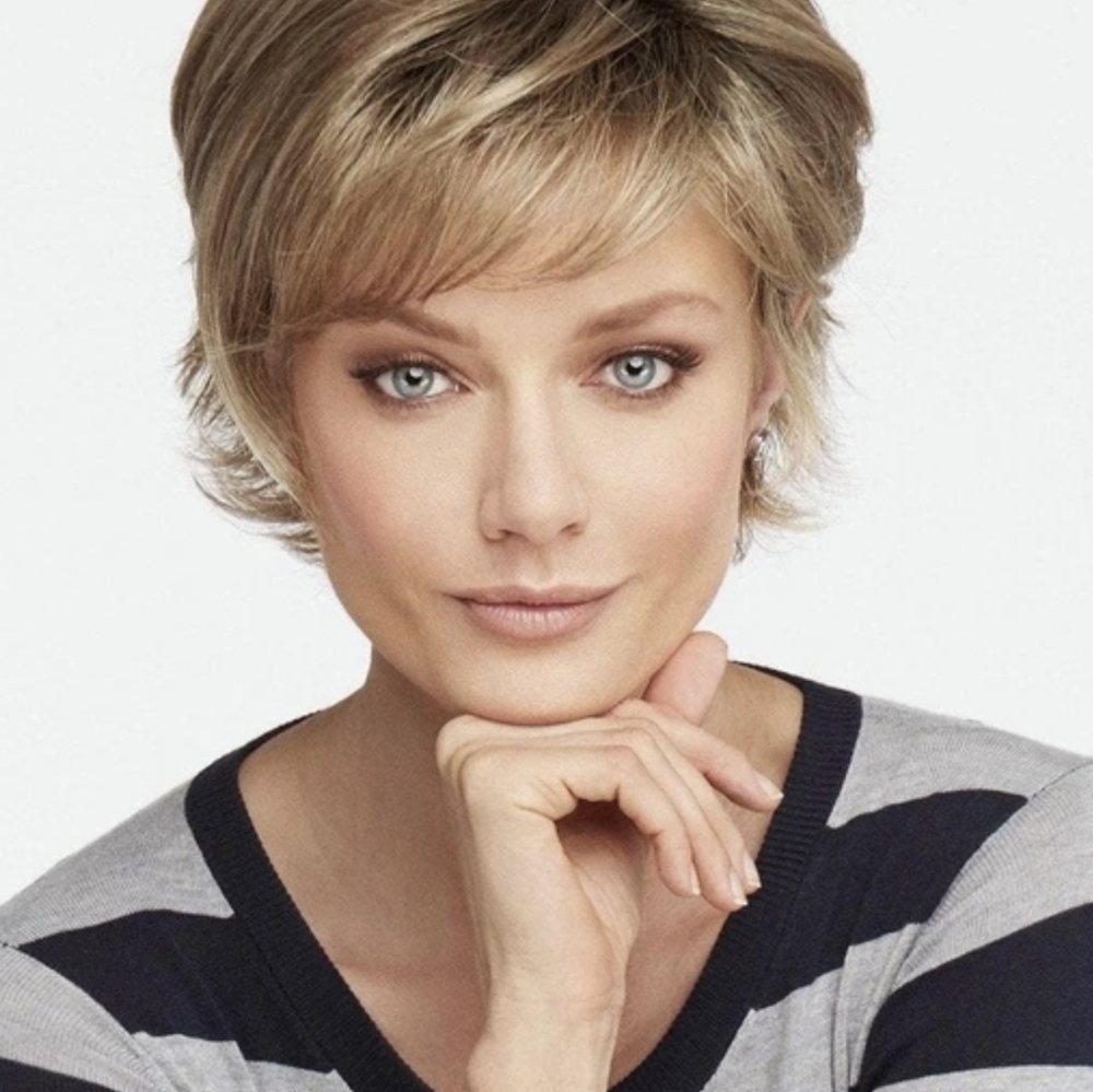 Raquel Welch Wig - Boost - Picture 3 of 13